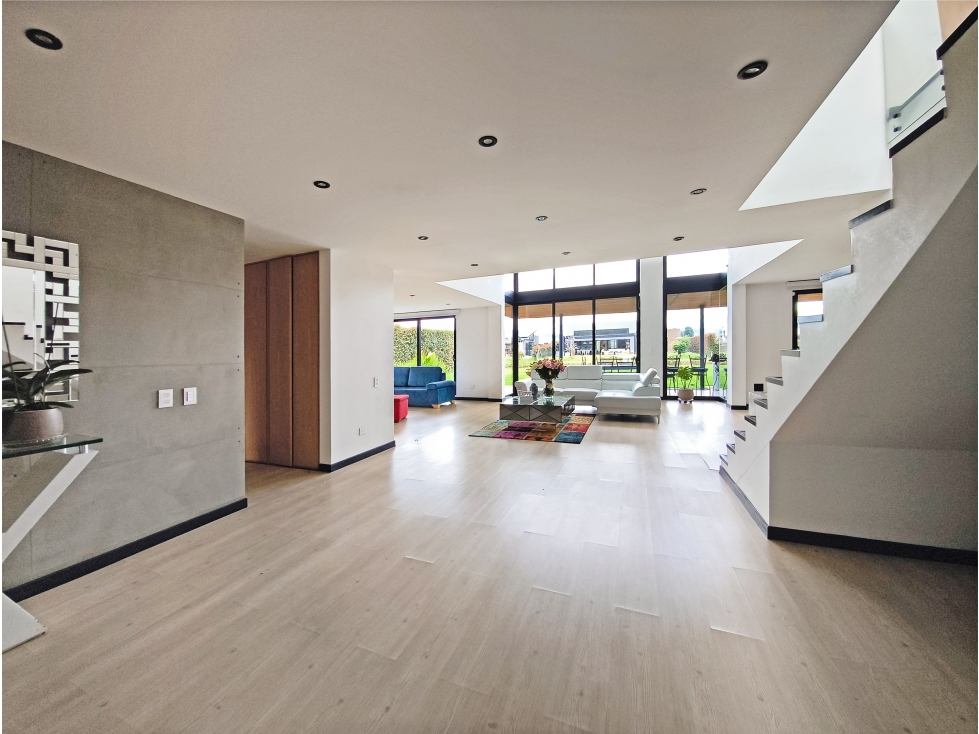 Espectacular casa en Venta en el Club San Jacinto Chía — foto 5