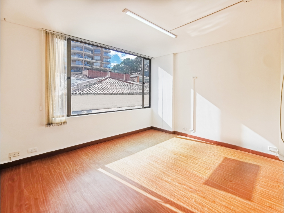 Oficina en Arriendo en el Virrey Bogotá — foto 4