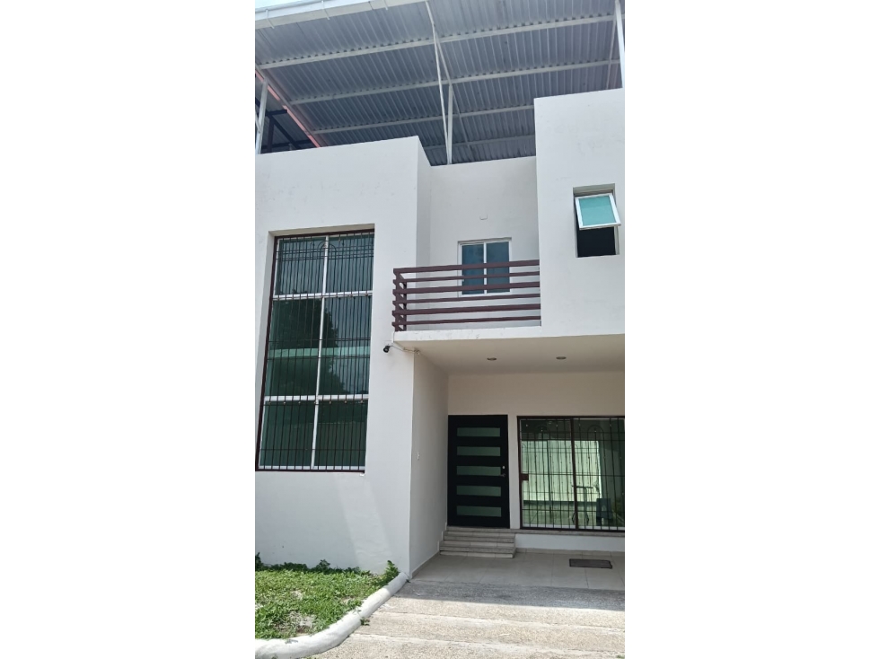 CASA DOS PLANTA , COL. BUROCRATICA — foto 2