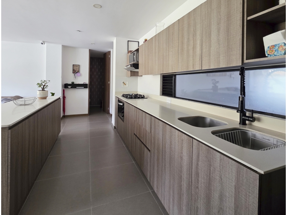 Venta apartamento Envigado, Loma del Escobero. Unidad súper completa. — foto 3