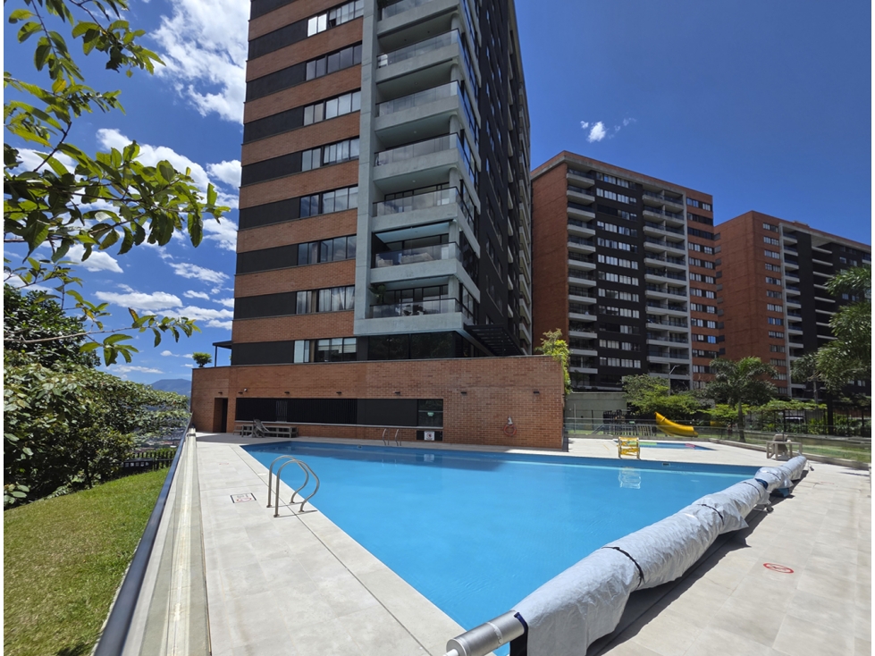 Venta apartamento en El Trianon, Envigado. Moderno, muy nuevo