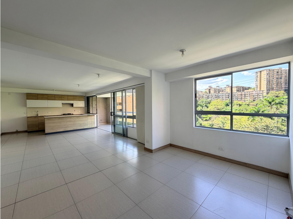 V E N T A | Apartamento en El Poblado, Castropol.