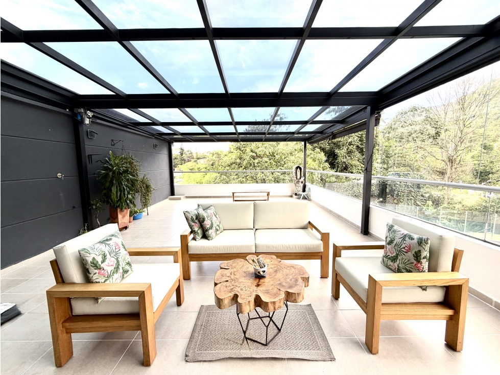 VENTA DE APARTAMENTO TRANSVERSAL INTERMEDIA CON TERRAZA