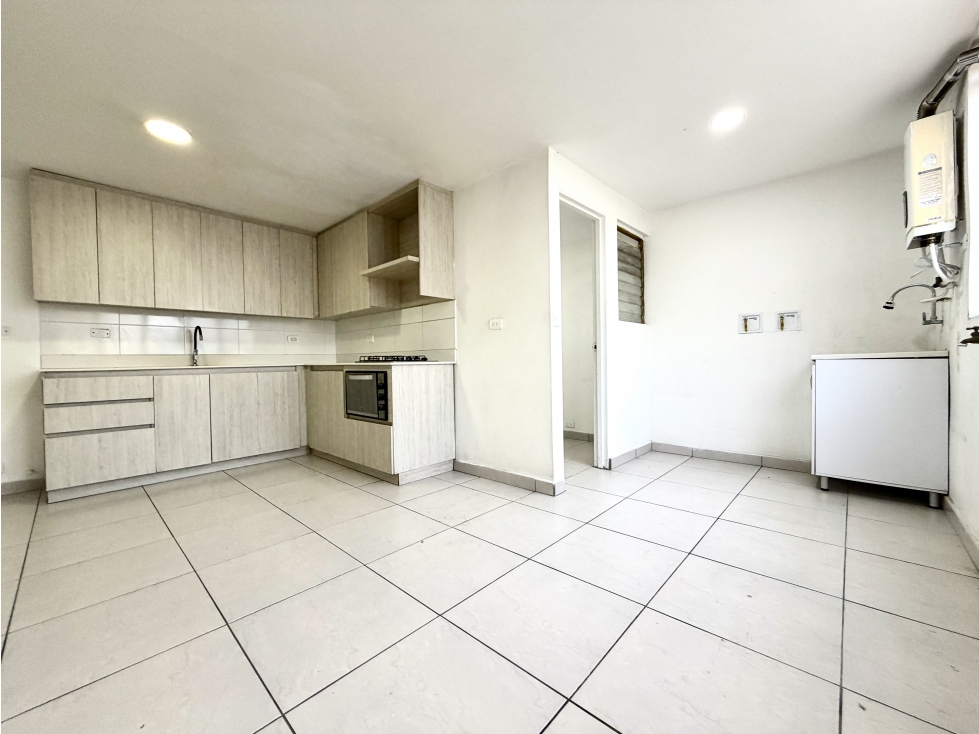 APARTAMENTO EN VENTA ENVIGADO SECTOR LAS ORQUIDEAS - PARA FLIPPING