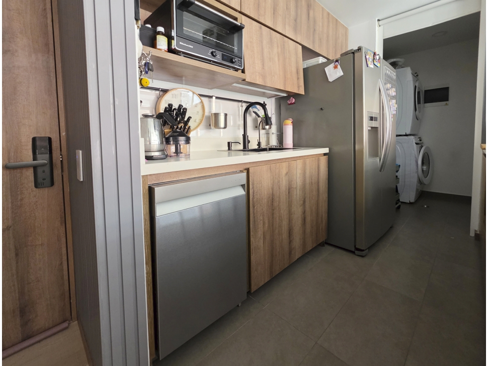 Venta apartamento en El Trianon, Envigado. Moderno, muy nuevo — foto 3