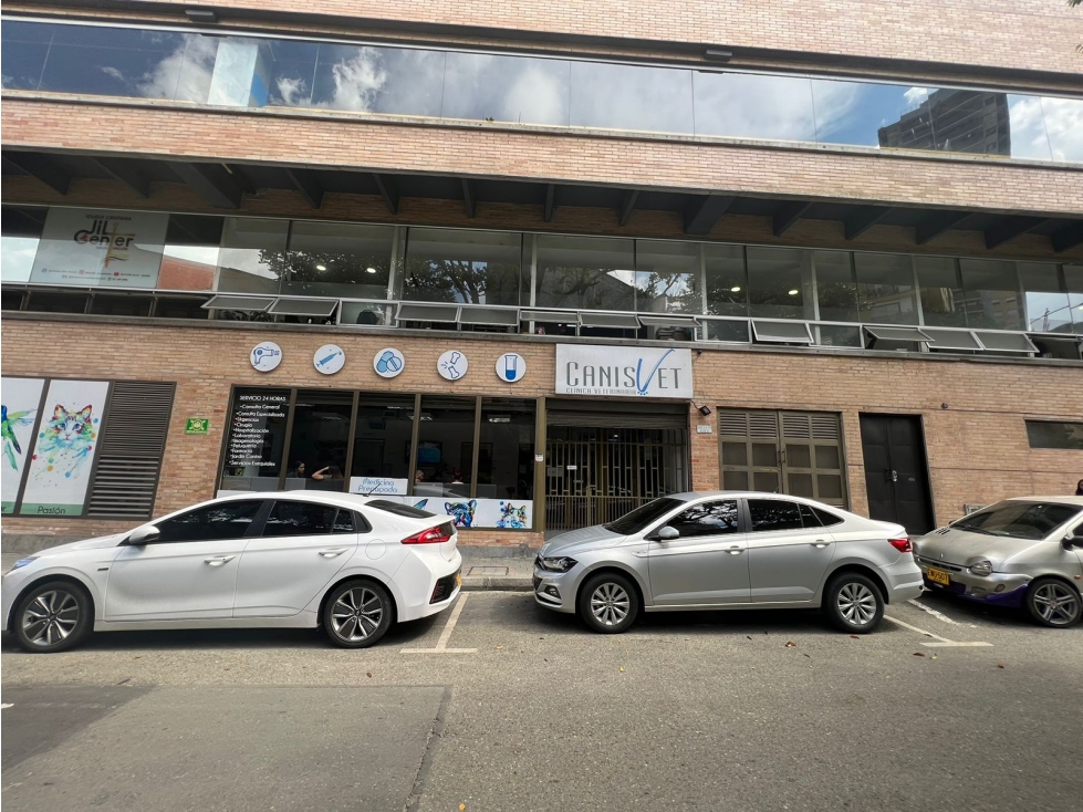 VENTA/ ARRIENDO LOCAL COMERCIAL SABANETA AVES MARIA