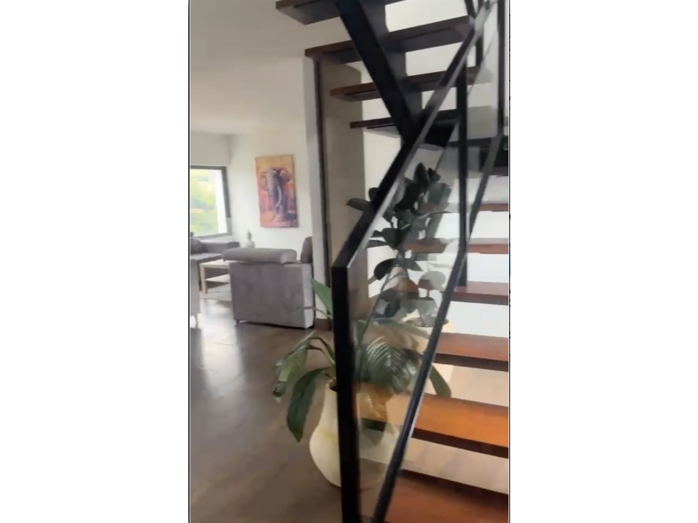 APARTAMENTO MODERNO EN POBLADO, SAN LUCAS