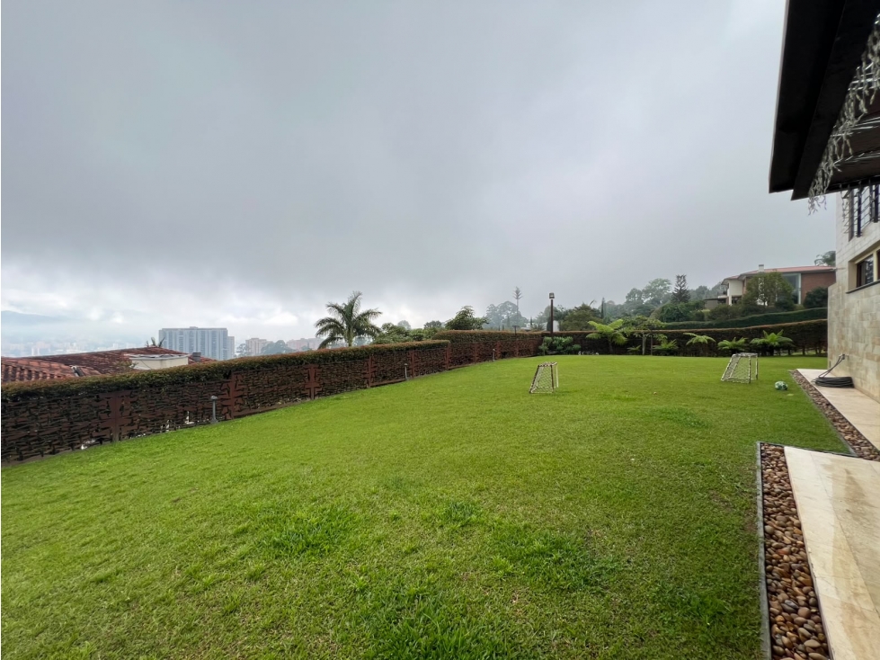 V E N T A | Casa campestre en la Loma del Escobero. exclusiva