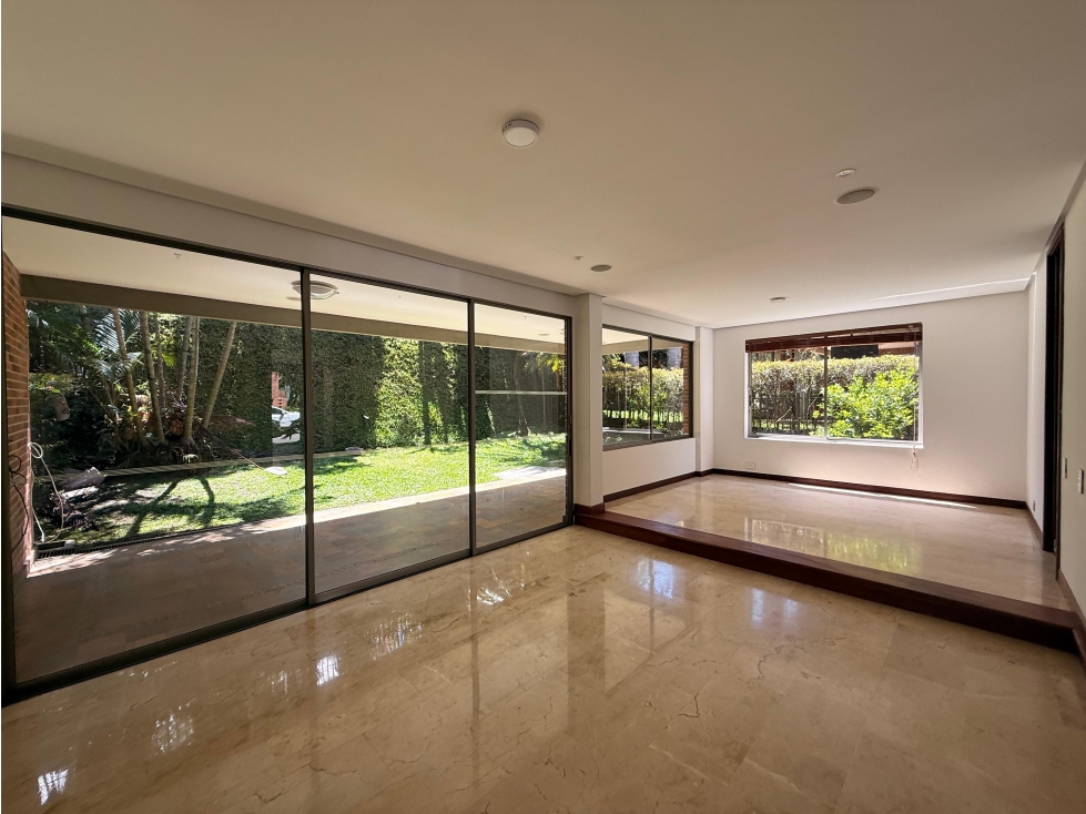 Venta Casa Sector Cola del Zorro. El Poblado 240m2 — foto 4