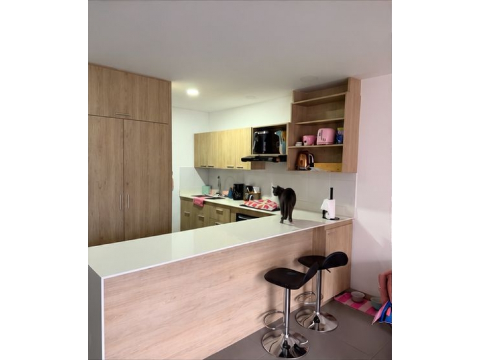 APARTAMENTO EN VENTA, ENVIGADO, LOMA DEL ESCOBERO X BRUJAS — foto 3