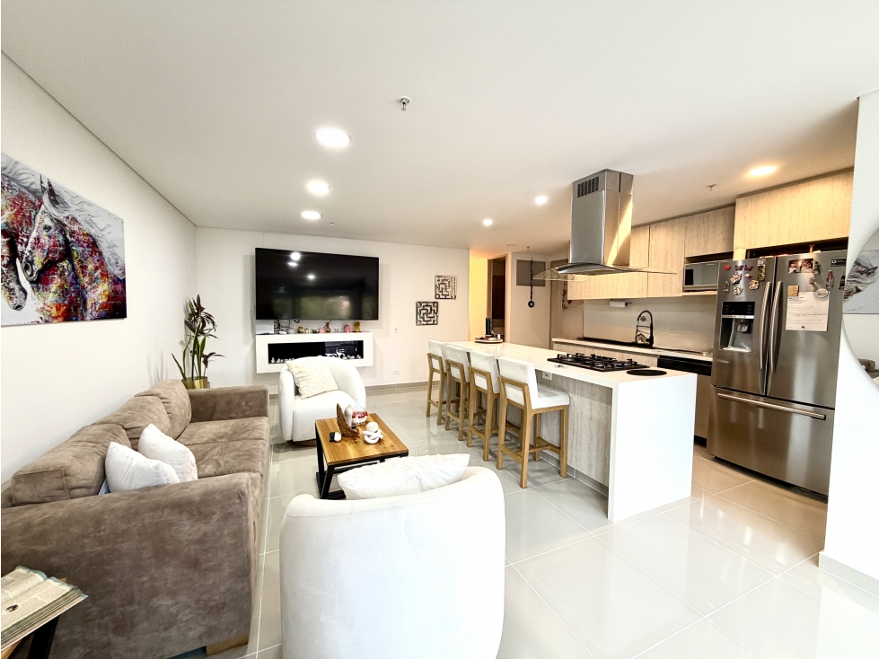 VENTA DE APARTAMENTO TRANSVERSAL INTERMEDIA CON TERRAZA — foto 4