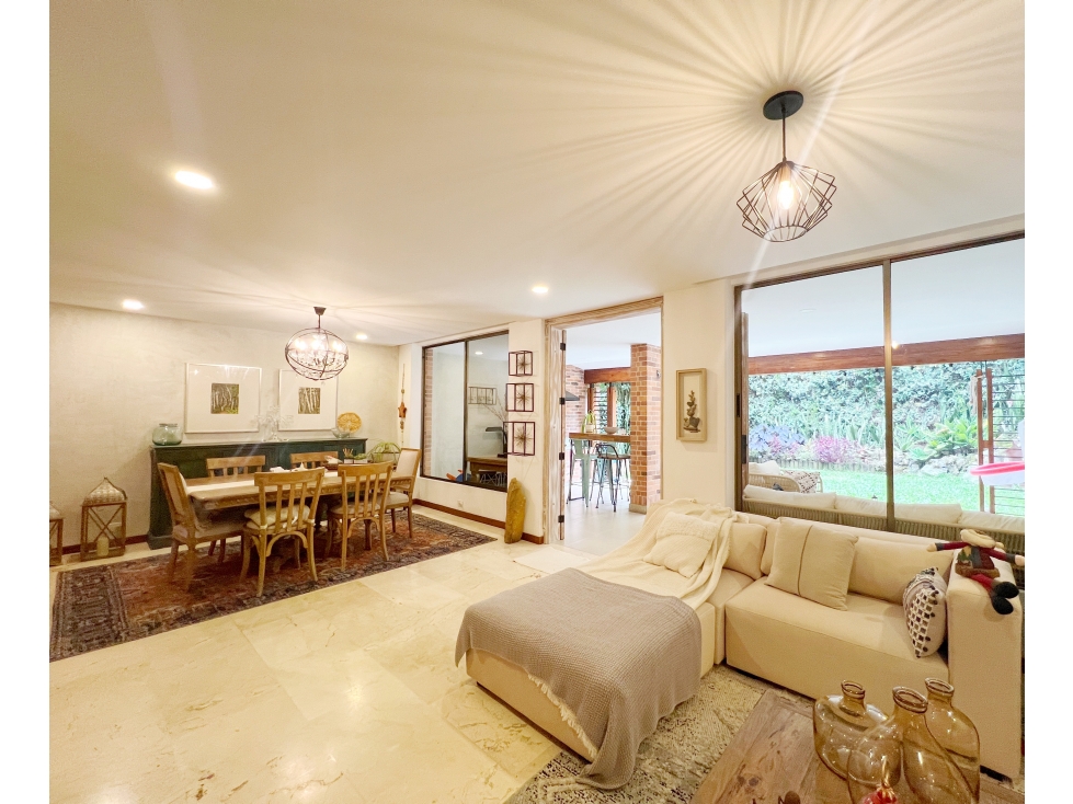 CASA REMODELADA EL POBLADO LAS SANTAS — foto 2