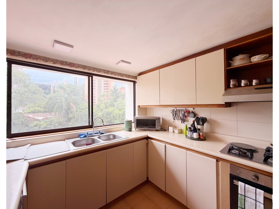 VENTA APARTAMENTO EL POBLADO EL CAMPESTRE PARA REMODELAR — foto 5