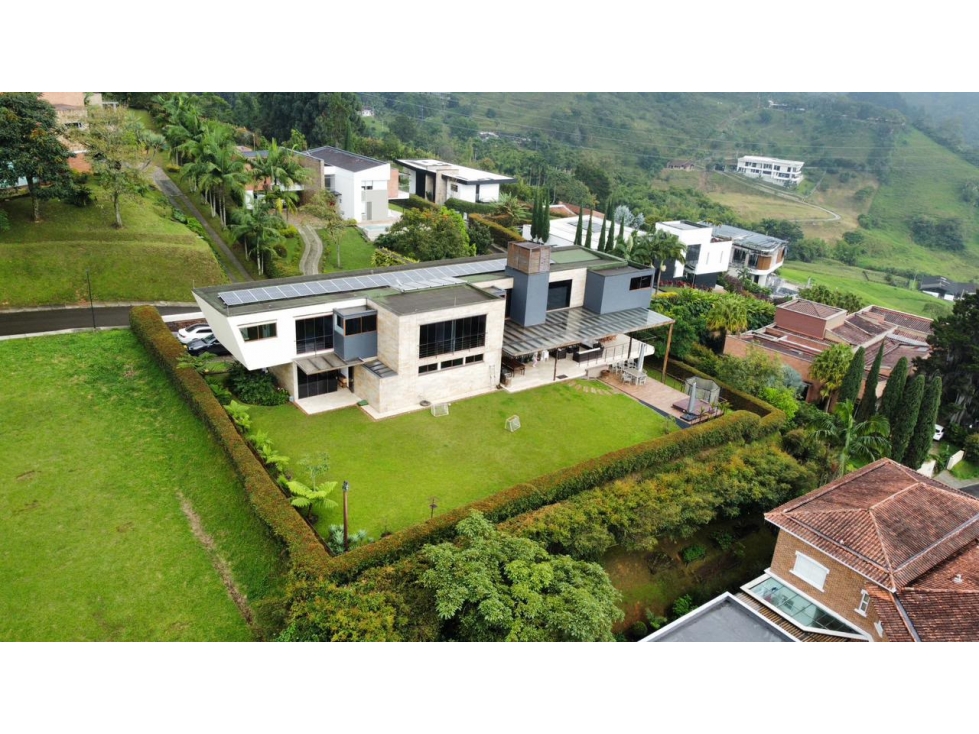 V E N T A | Casa campestre en la Loma del Escobero. exclusiva — foto 2