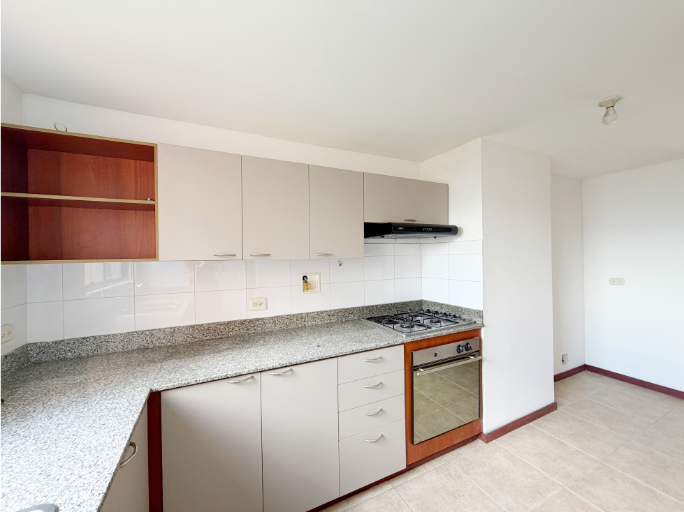 VENTA APARTAMENTO EL POBLADO TRANS INFERIOR CERCA AL MALL VERONA — foto 6