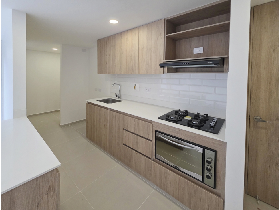 Venta Apartamento Camino Verde, Envigado. Para estrenar, oportunidad — foto 4
