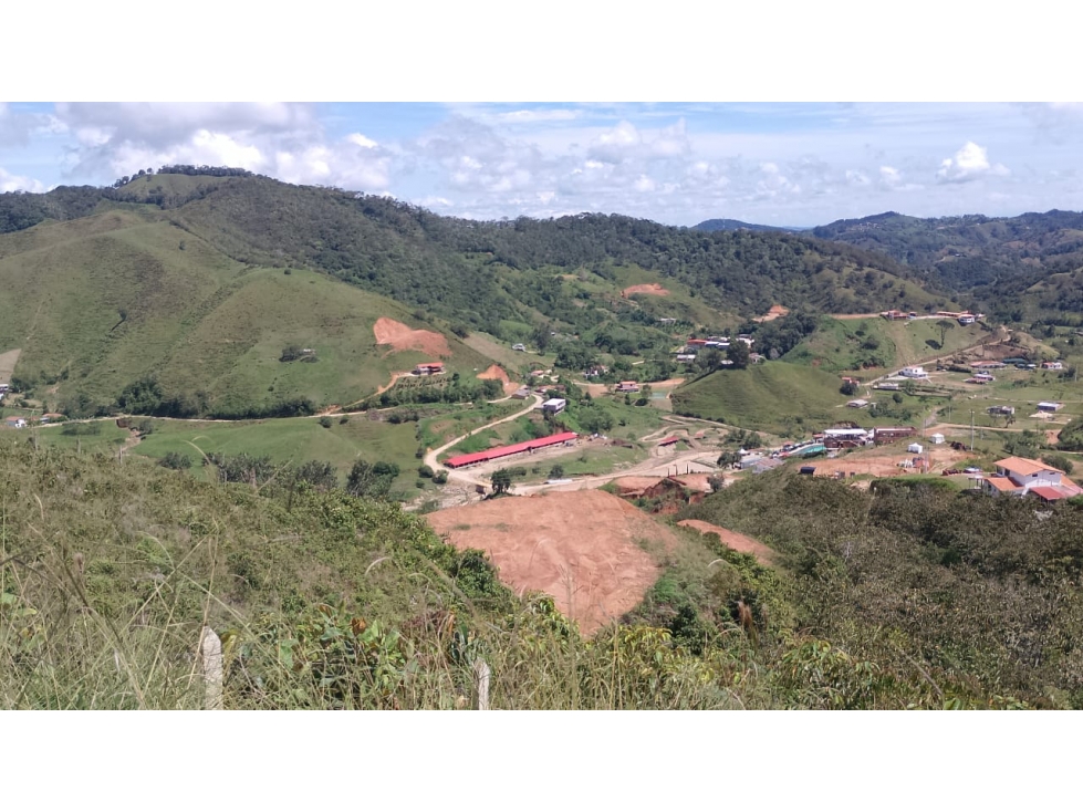 LOTE 3.333 MTS2 CLUB CAMPESTRE VILLA LAURA SAN ROQUE ANTIOQUIA - 4