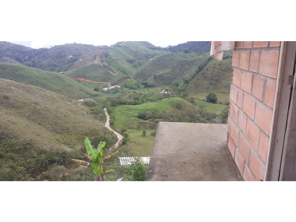 CASA CAMPESTRE EN CONSTRUCCION SAN ROQUE ANTIOQUIA - 2