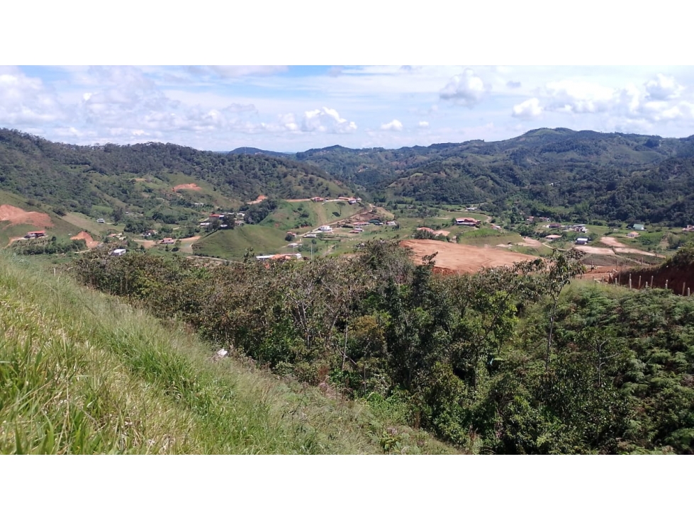 LOTE 3.333 MTS2 CLUB CAMPESTRE VILLA LAURA SAN ROQUE ANTIOQUIA - 5
