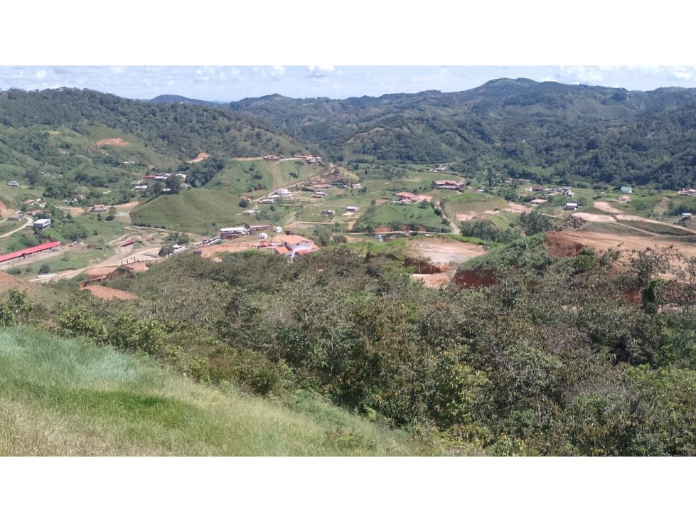 LOTE 3.333 MTS2 CLUB CAMPESTRE VILLA LAURA SAN ROQUE ANTIOQUIA - 6