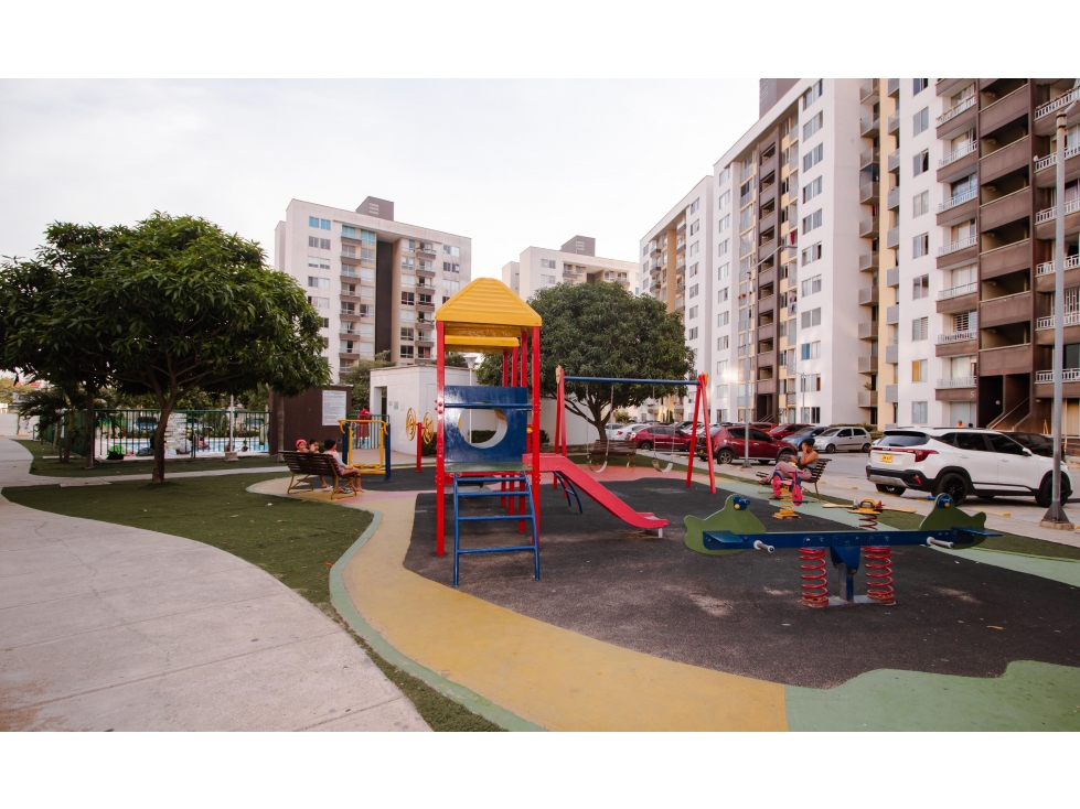 Alquilo apartamento amoblado tres alcobas en Las Palmas Barranquilla