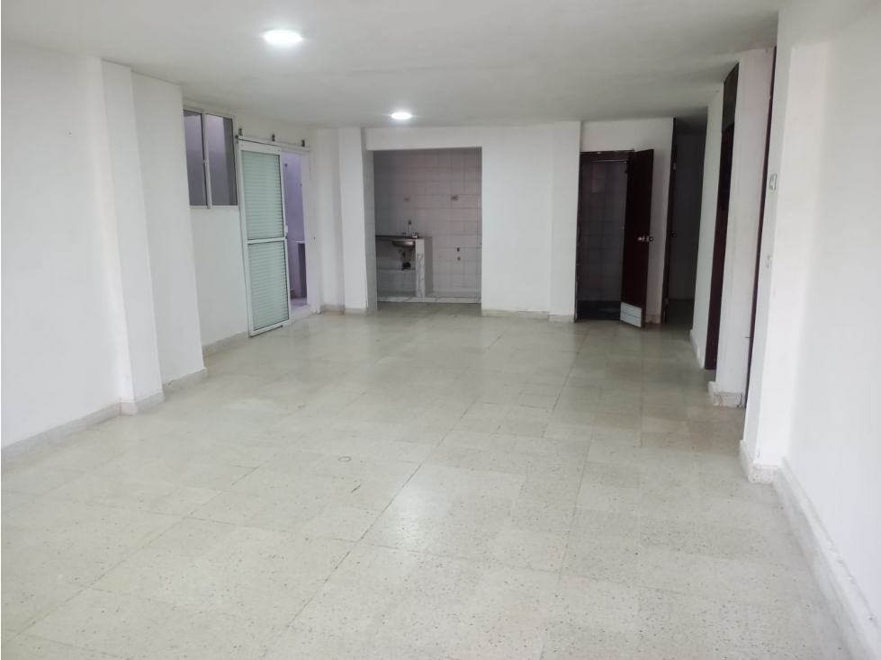 Vendo en oferta Casa dúplex por la Avenida Murillo en Barranquilla — foto 3