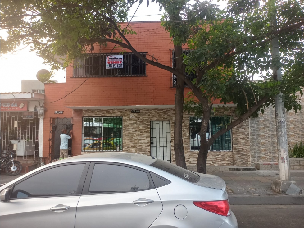Vendo en oferta Casa dúplex por la Avenida Murillo en Barranquilla