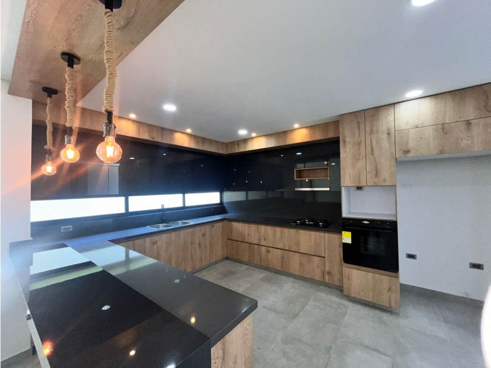 CASA EN VENTA EN LAS MERCEDES JAMUNDÍ - ESQUINERA — foto 2