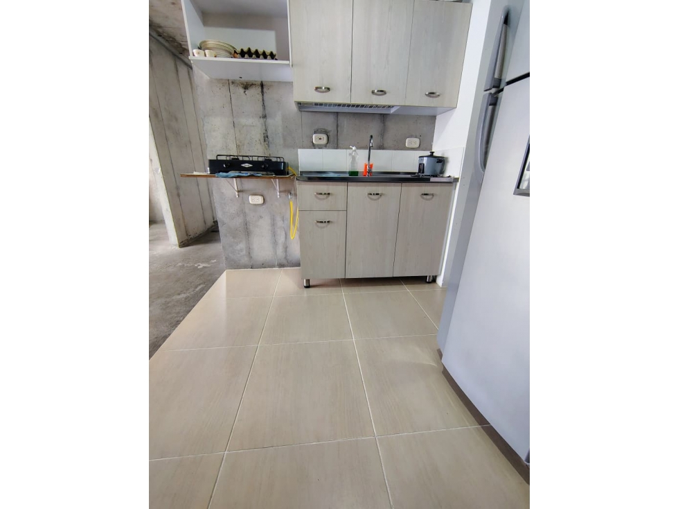 SE VENDE APARTAMENTO EN GRIS EN GUABINAS YUMBO CALI — foto 2