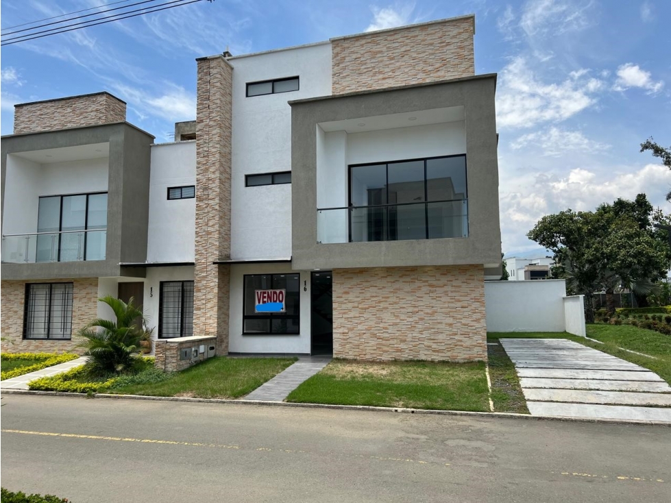 SE VENDE JAMUNDI MANANTIAL DE LAS MERCEDES PROTOCOLIZADA