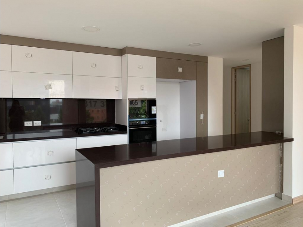 SE VENDEN HERMOSO APARTAMENTO EN BOGOTA EN ZONA NORTE — foto 5
