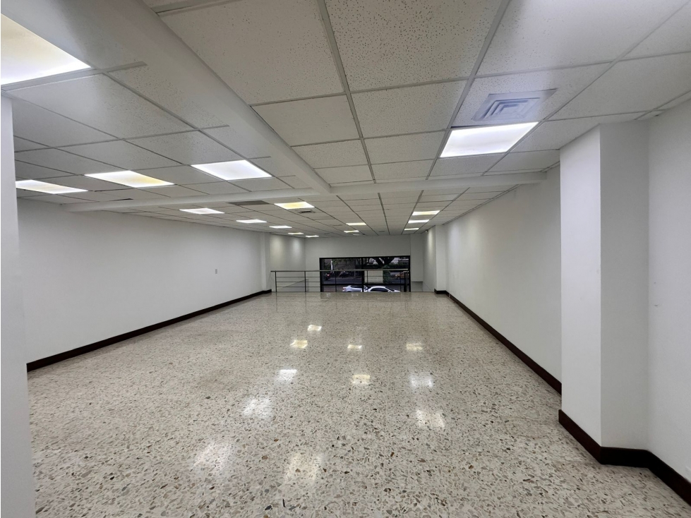 SE ALQUILA LOCAL - 256 M² EN RECONOCIDO CENTRO COMERCIAL DEL SUR — foto 5