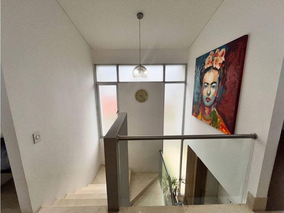CASA EN VENTA EN JAMUNDÍ - VISTA AL PARQUE Y AMPLIOS ESPACIOS — foto 4
