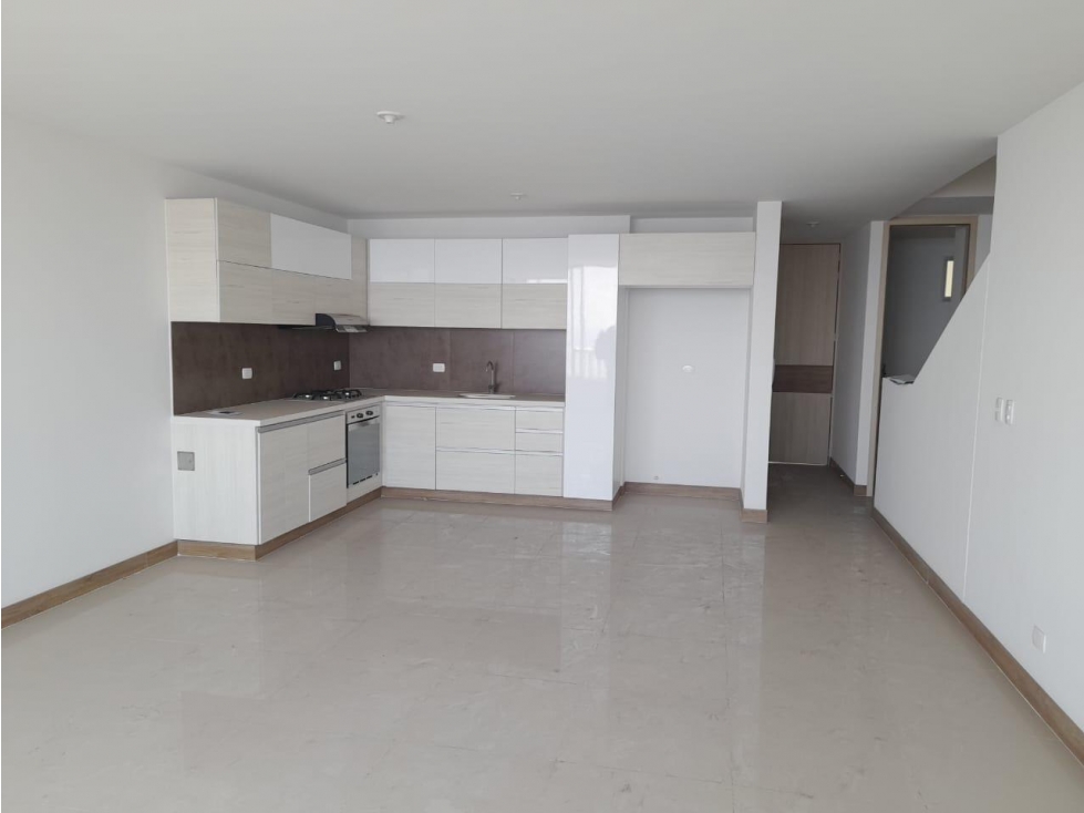 APARTAMENTO EN VENTA EN EL MAMEYAL OESTE DE CALI-PENTHOUSE DÚPLEX — foto 4