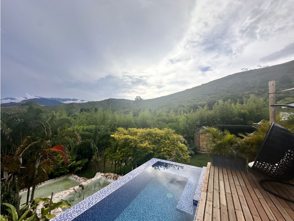 SE VENDE CASA CAMPESTRE/HOTEL EN EL AGUACATAL CALI PRECIO OPORTUNIDAD