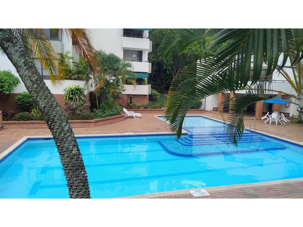 VENTA DE PENTHOUSE EN MULTICENTRO AMOBLADO- CALI — foto 2