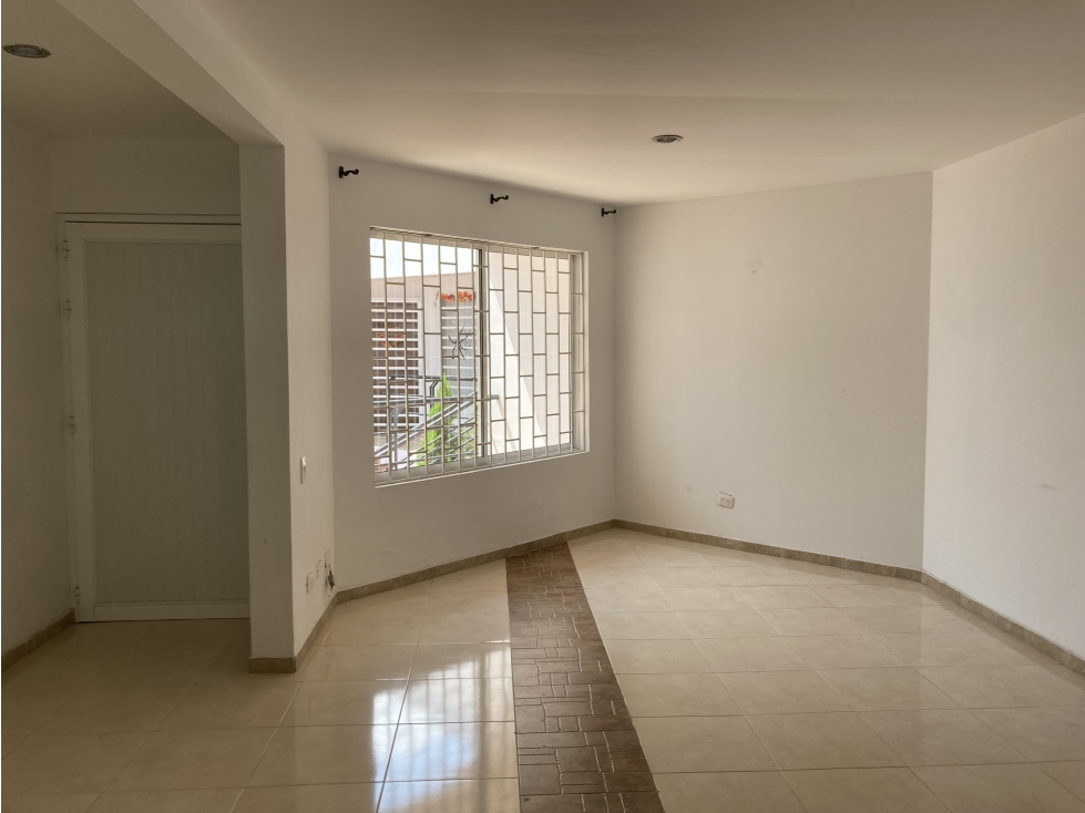 VENTA CASA CONJUNTO NORTE CALI CHIPICHAPE — foto 2