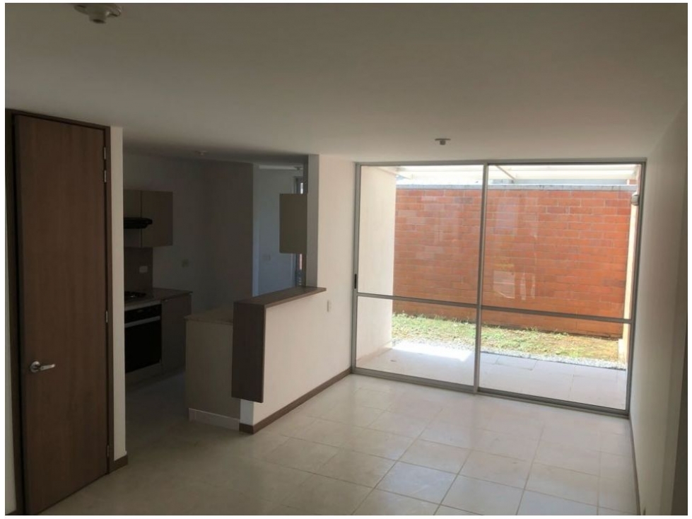 SE VENDE CASA EN CIUDAD COUNTRY JAMUNDI — foto 2