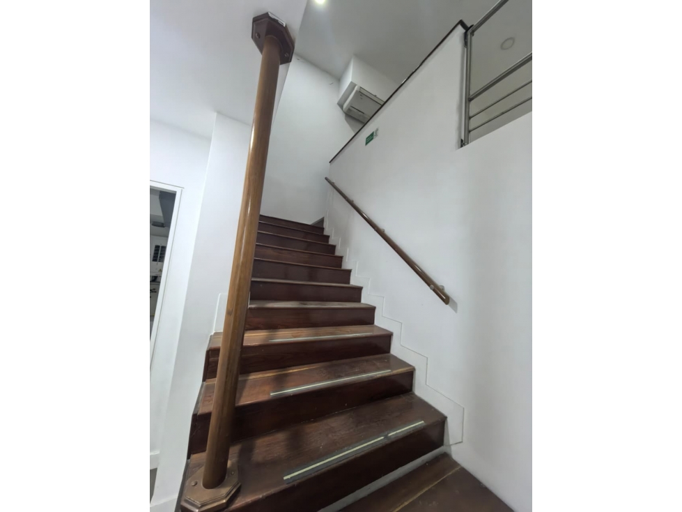 LOCAL EN ALQUILER DE 180 M² | UBICACIÓN ESTRATÉGICA EN EL SUR DE CALI — foto 4