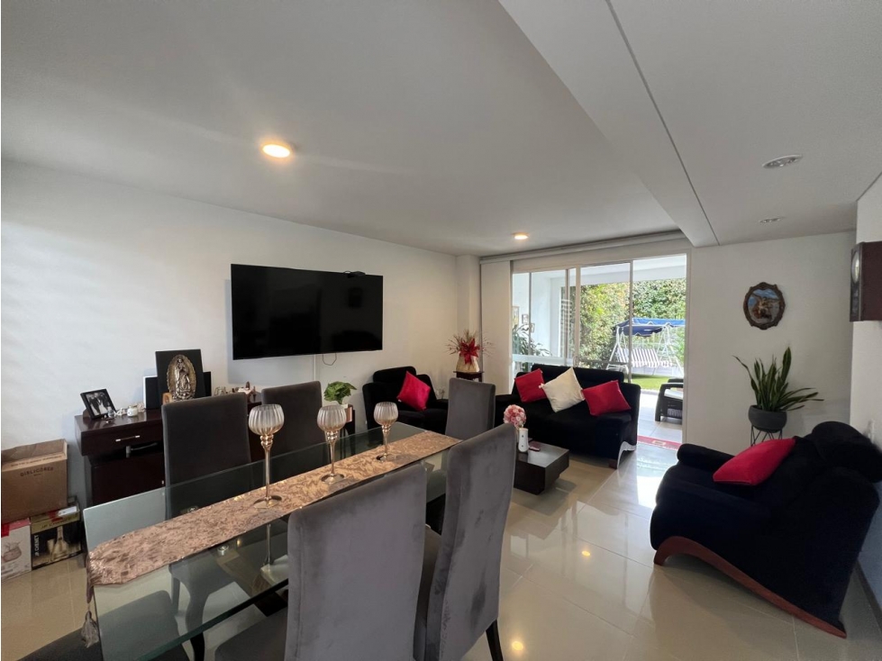 SE VENDE CASA EN EL CASTILLO COMO NUEVA — foto 3