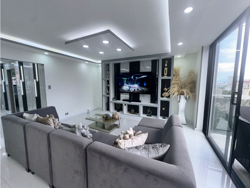 SE VENDE APARTAMENTO EN BARRIO GRANADA NORTE DE CALI