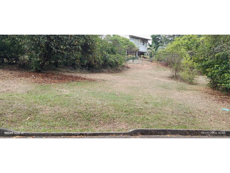 SE VENDE LOTE EN LA VIA POTRERITO JAMUNDI UNIDAD CERRADA — foto 3