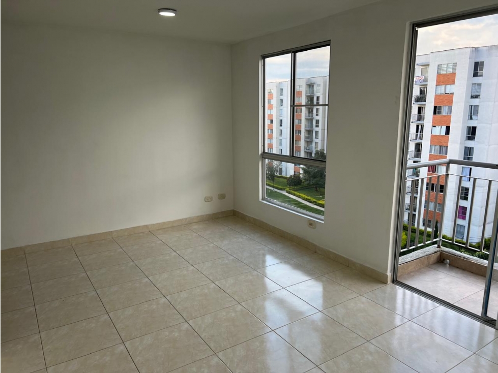 SE VENDE APTO JAMUNDI LOS NARANJOS PRECIO OPORTUNIDAD — foto 2