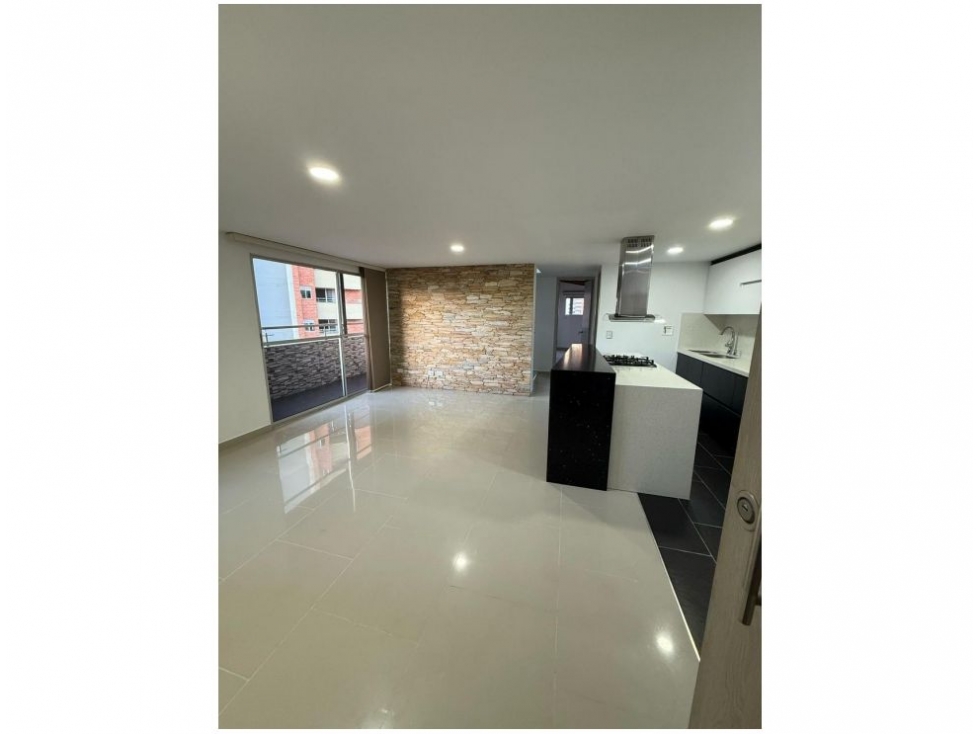 APARTAMENTO DUPLEX EN VENTA EN ITAGUI - 1