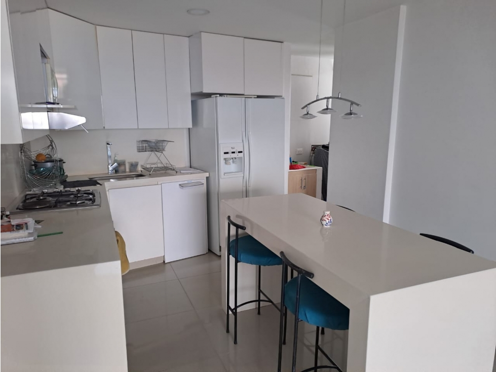 SE VENDE APARTAMENTO EN LOMA DEL INDIO HACIA PALMAS — foto 2
