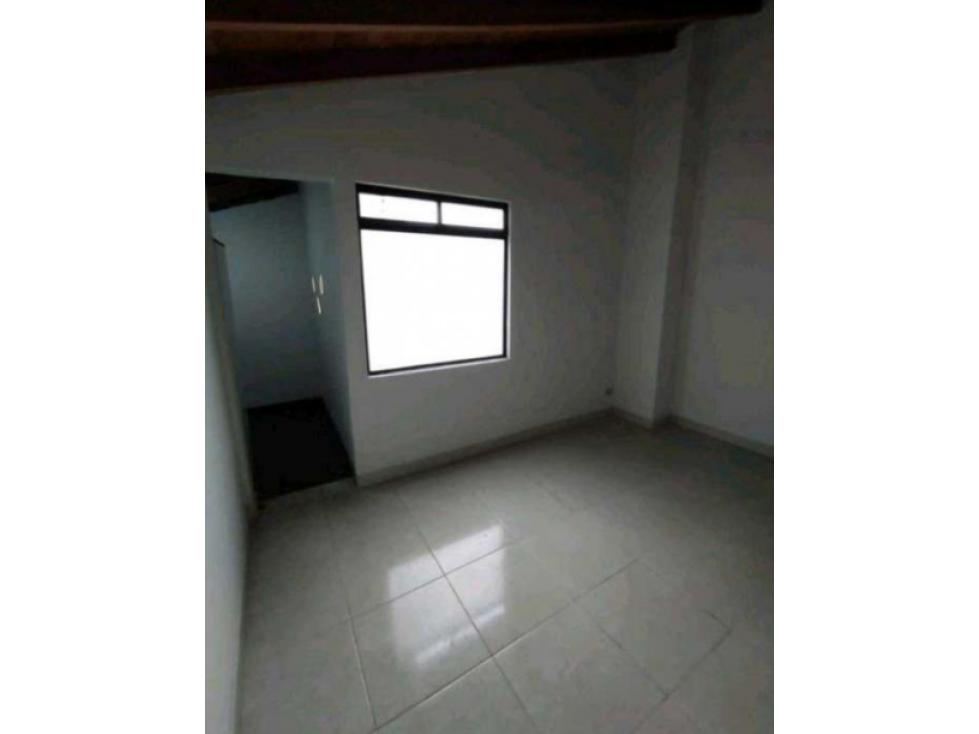SE VENDE APARTAMENTO DUPLEX SECTOR BUENOS AIRES — foto 2
