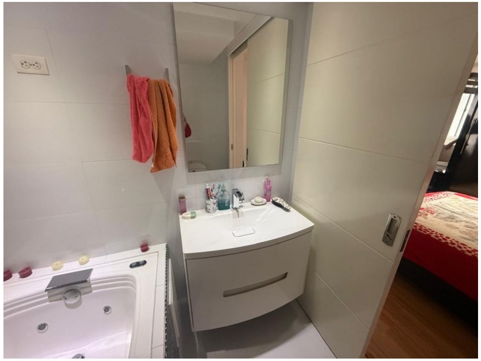 APARTAMENTO EN VENTA LOMA DE LOS BERNAL - MEDELLIN RANGO 5 — foto 6