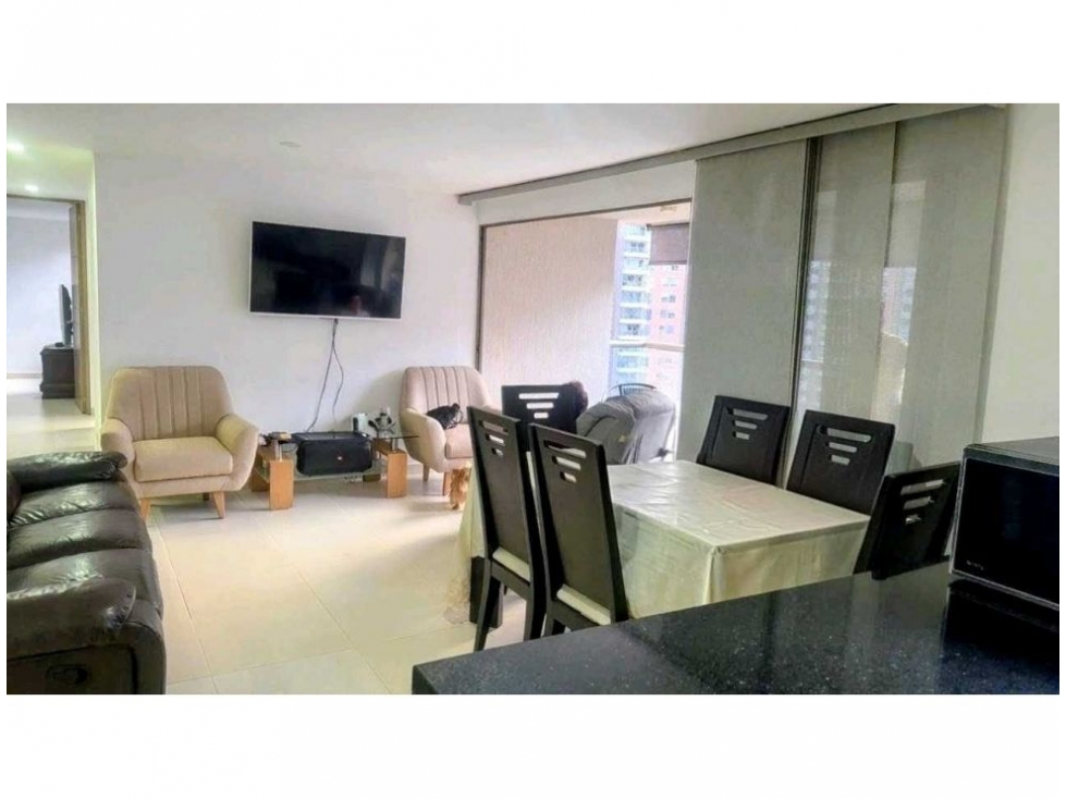 APARTAMENTO EN VENTA LOMA DE LOS BERNAL