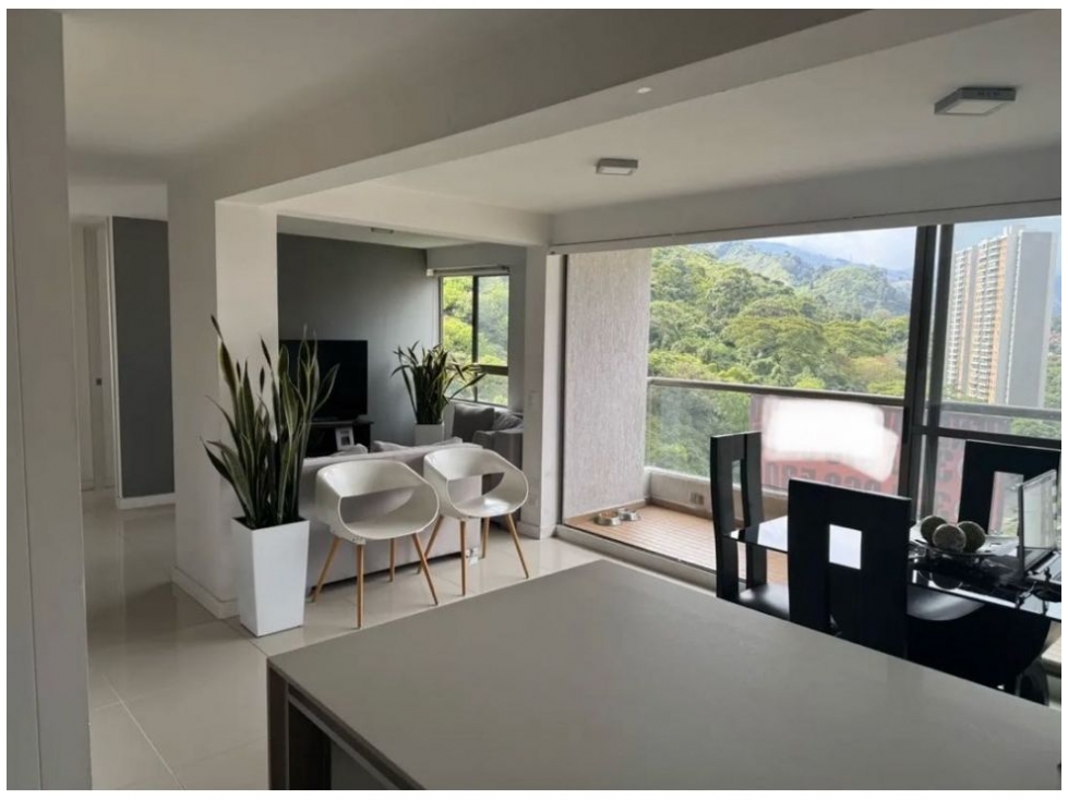 APARTAMENTO EN VENTA LOMA DE LOS BERNAL