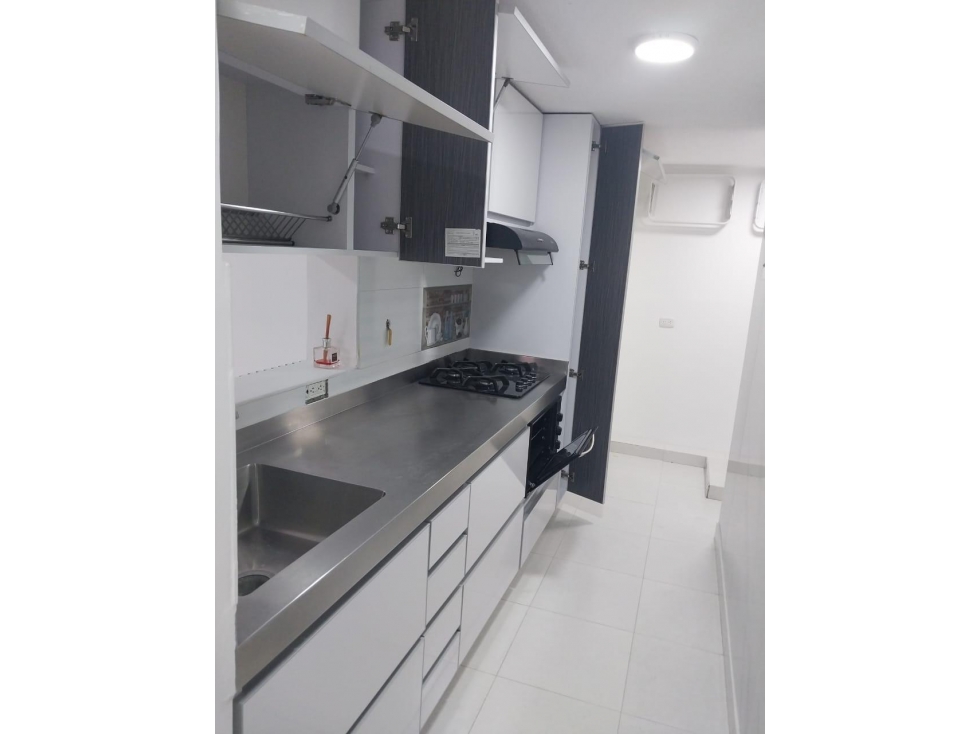 APARTAMENTO EN VENTA LOMA DE LOS BERNAL